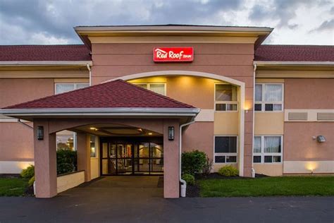 batavia new york hotels|Top Hotels in Batavia, NY from $55 .